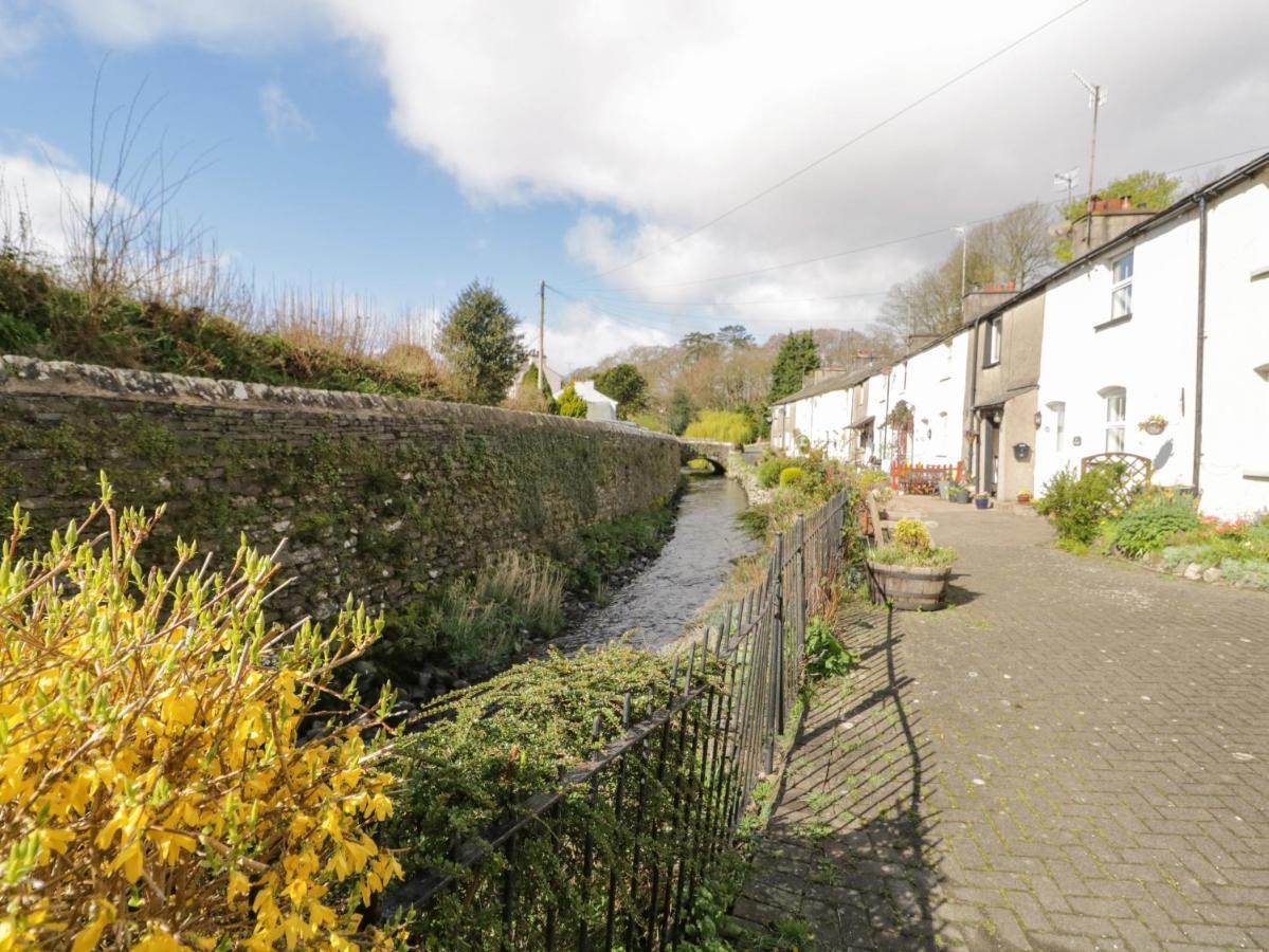 14 Low Row Holker Exterior photo